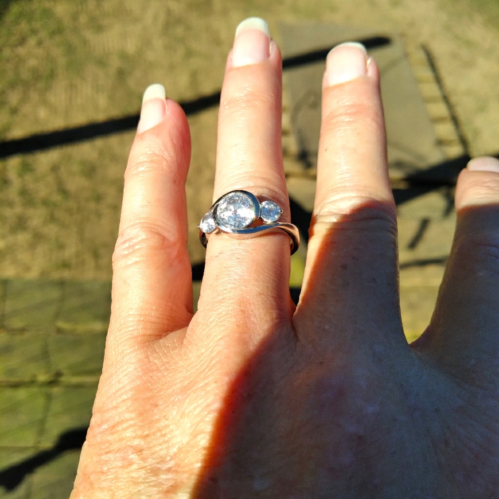 Ring - Picture 2 of 3